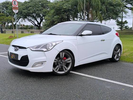 HYUNDAI VELOSTER 1.6 16V GASOLINA 3P AUTOMÁTICO HYUNDAI VELOSTER 1.6 16V GASOLINA 3P AUTOMÁTICO
